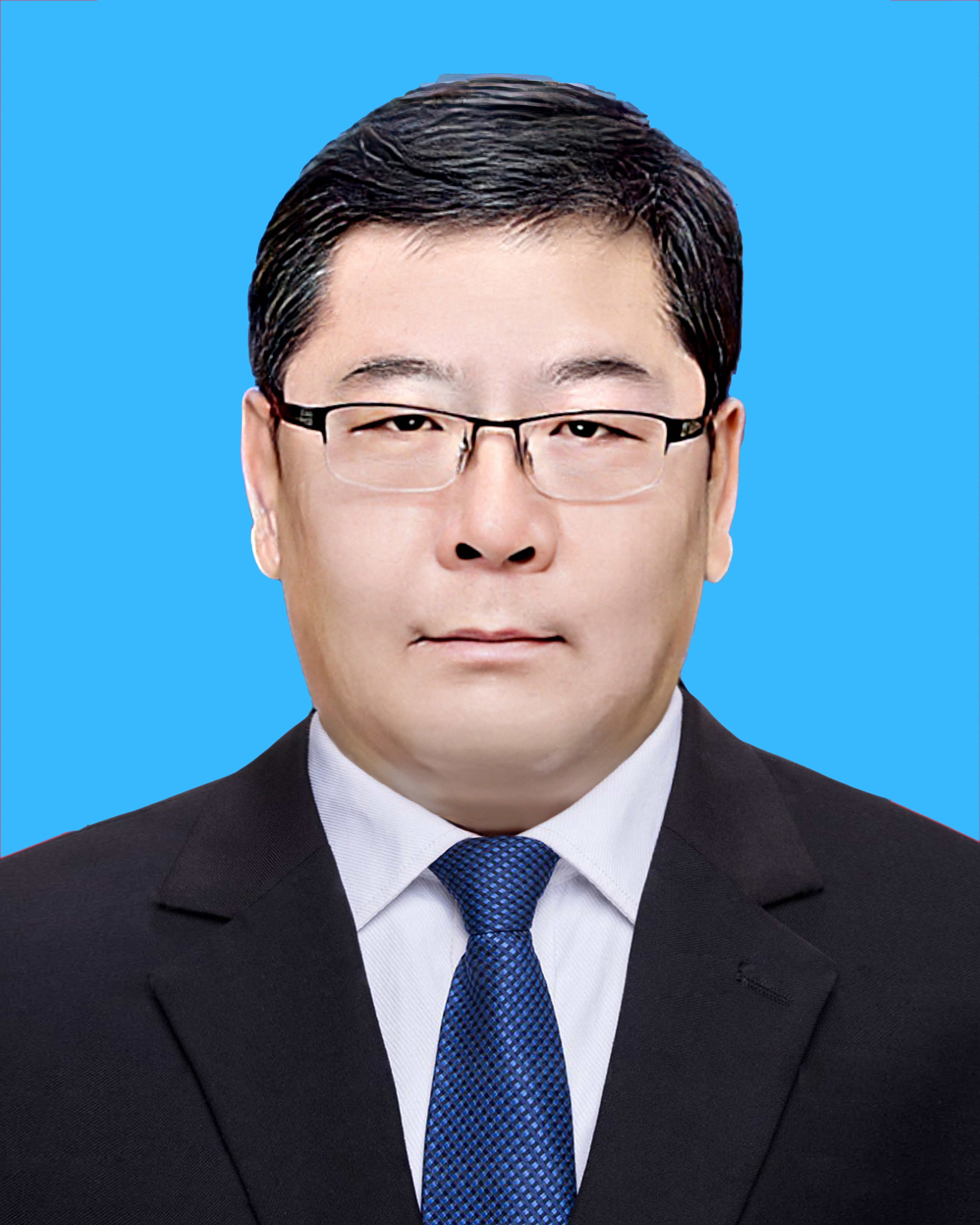 張　新
