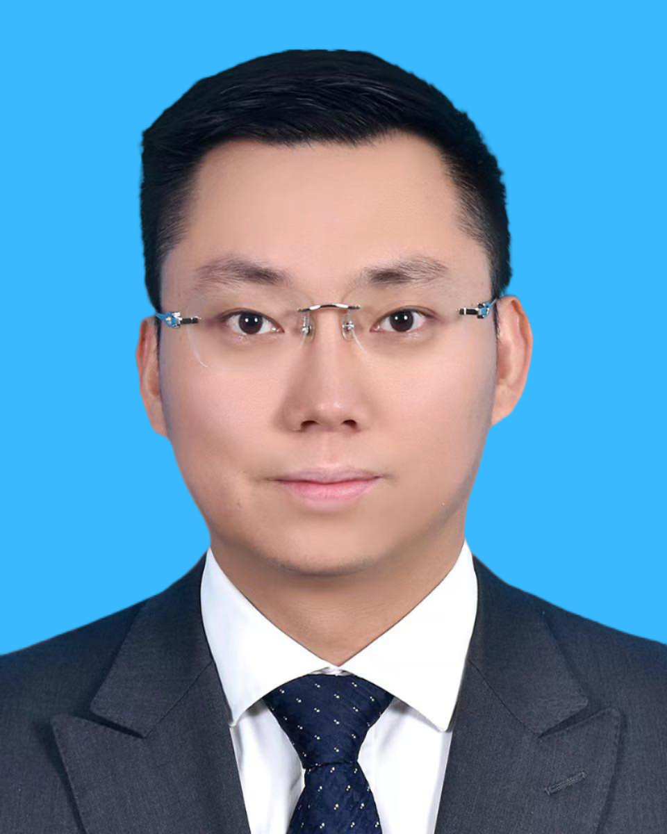 李    超